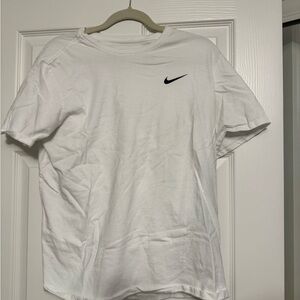 Men’s Nike Force T-shirt Size M